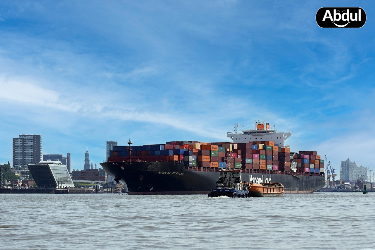Supply chain optimization dashboard