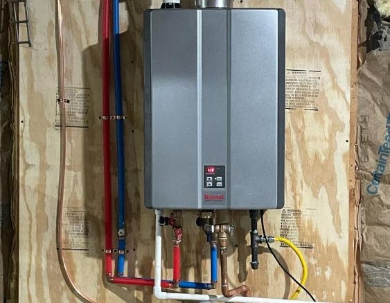 Carrow Plumbing LLC Logo